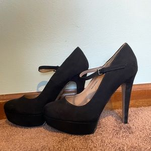 Forever 21 black suede like material Mary Jane style platforms